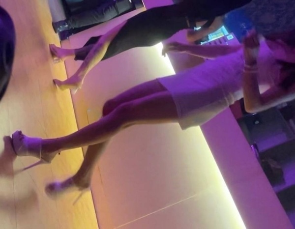 天悦洗浴宾馆，晚上八点到的，因